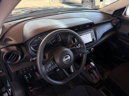 Certified 2023 Nissan Kicks S FWD image 17