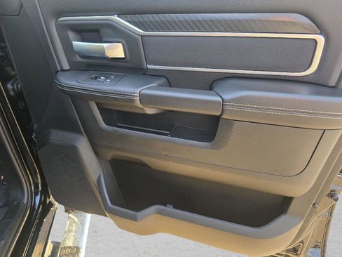 Used 2025 RAM 2500 Big Horn image 35