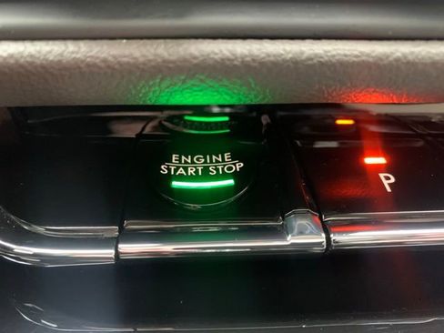 Used 2024 Lincoln Corsair Reserve w/ Equipment Group 201A image 27