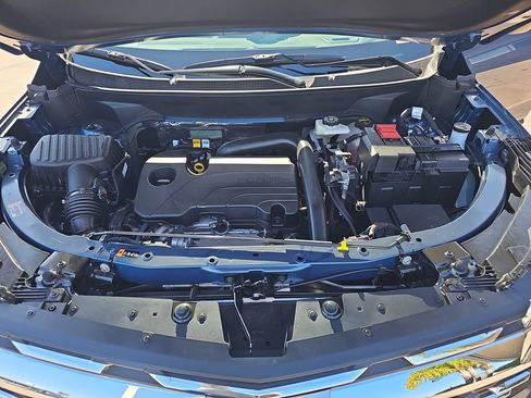 New 2026 Chevrolet Equinox LT FWD image 32