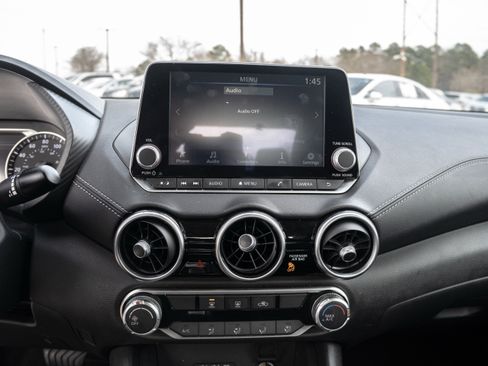 Used 2023 Nissan Sentra SV image 22