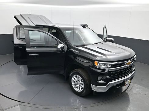Used 2024 Chevrolet Silverado 1500 LT image 29