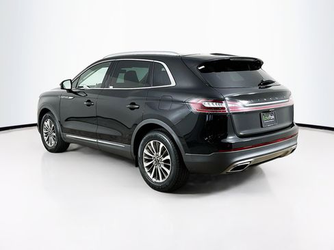 Used 2022 Lincoln Nautilus FWD w/ Premium Package image 5