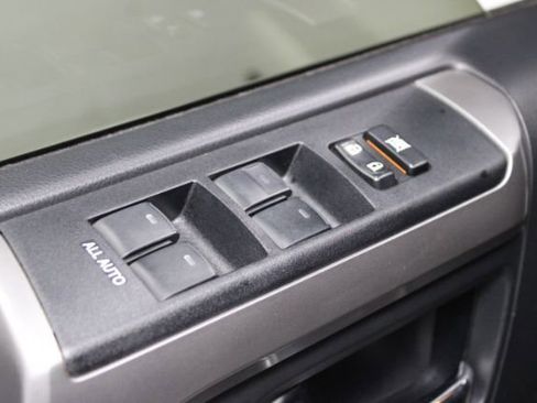 Used 2016 Toyota 4Runner Limited image 10