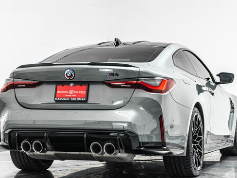Used 2022 BMW M4 Competition w/ Executive Package RWD image 9