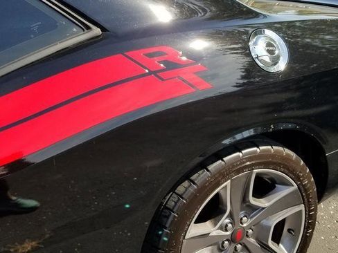 Used 2012 Dodge Challenger R/T image 12