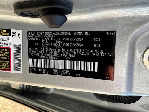 Used 2021 Toyota Highlander Limited image 20