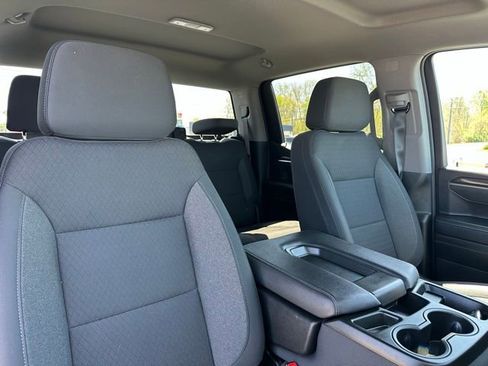 Used 2025 Chevrolet Silverado 1500 LT AWD/4WD image 8
