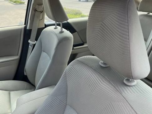 Used 2015 Honda Accord LX image 5