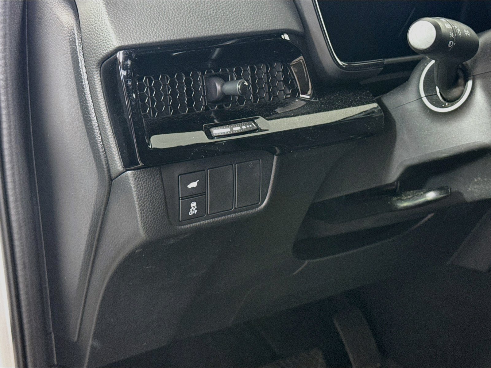 Used 2024 Honda CR-V Sport Touring image 13