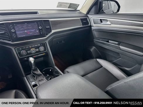 Used 2019 Volkswagen Atlas SEL FWD image 24