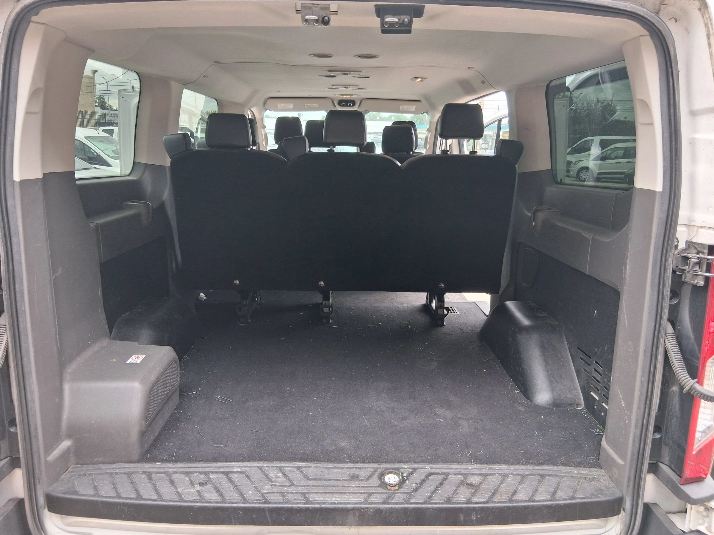 Used 2020 Ford Transit 150 XL RWD image 23