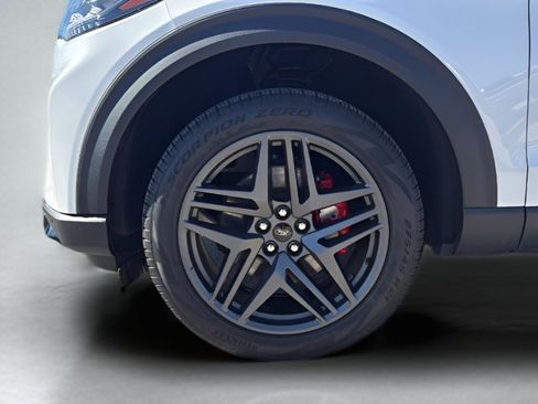 Used 2025 Ford Explorer ST-Line w/ Premium Package image 22