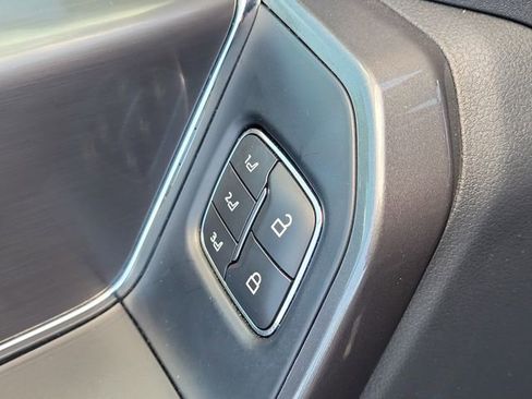 Used 2023 Ford F150 Lariat AWD/4WD image 19