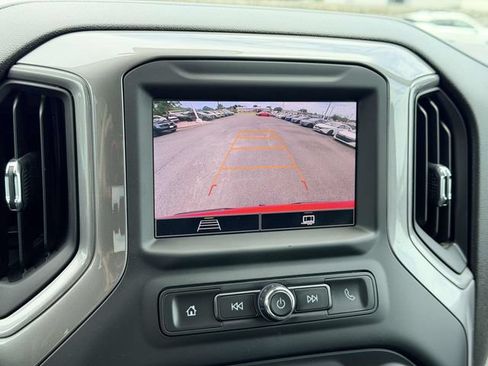 Used 2023 Chevrolet Silverado 1500 Custom AWD/4WD image 20