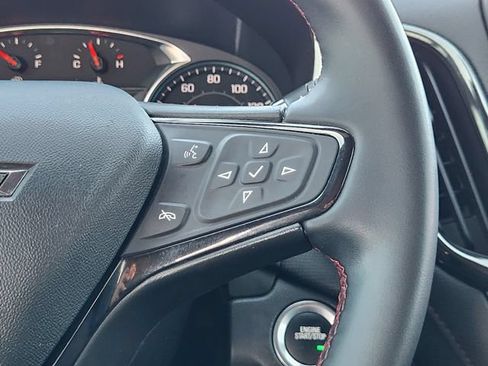 Used 2023 Chevrolet Equinox RS FWD image 29