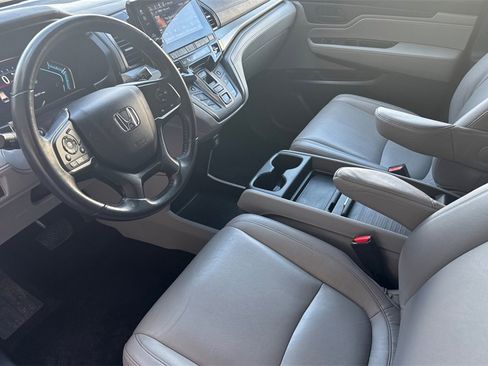 Used 2023 Honda Odyssey EX-L image 9