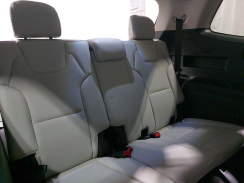 New 2025 Kia Telluride S image 12