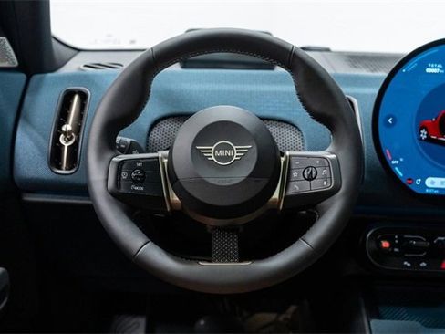 Certified 2025 MINI Cooper Countryman S w/ Comfort Package Max image 15