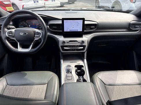 Used 2023 Ford Explorer Timberline w/ Timberline Technology Package AWD/4WD image 12