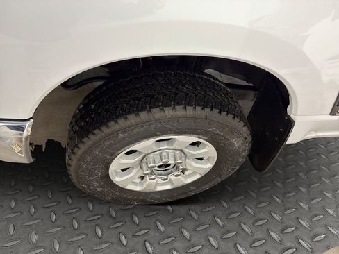 Used 2023 Ford F350 XLT w/ 360-Degree Camera Package image 23