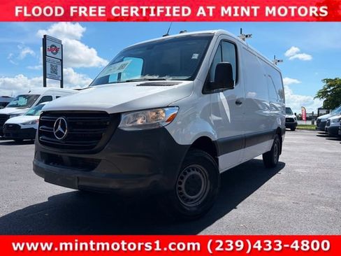 Used 2019 Mercedes-Benz Sprinter 2500 image 29