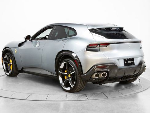 Used 2025 Ferrari Purosangue image 5