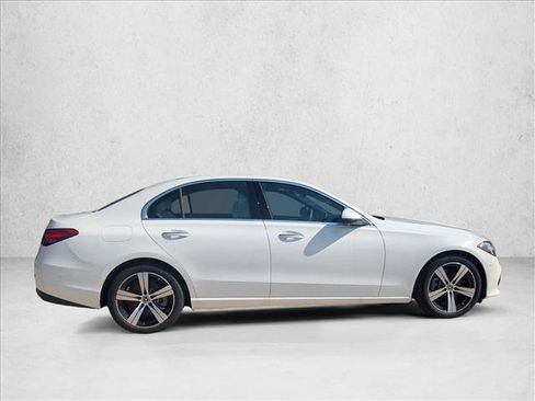 Used 2025 Mercedes-Benz C 300 Sedan image 4