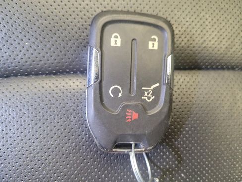 Used 2021 GMC Acadia Denali w/ Denali Ultimate Package image 32