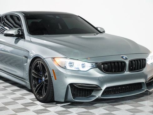 Used 2015 BMW M4 Coupe image 8
