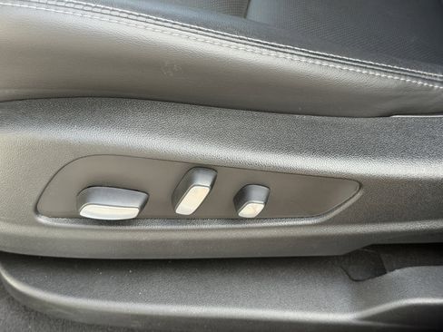 Certified 2022 Cadillac XT5 Sportv w/ Technology Package image 19