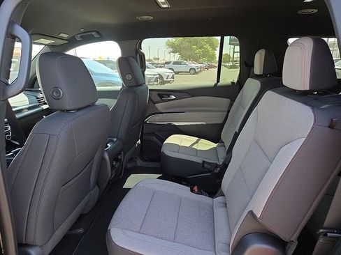 New 2026 Chevrolet Traverse LT w/ Midnight/Sport Edition FWD image 4