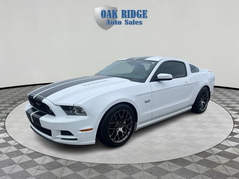 Used 2014 Ford Mustang GT RWD image 1