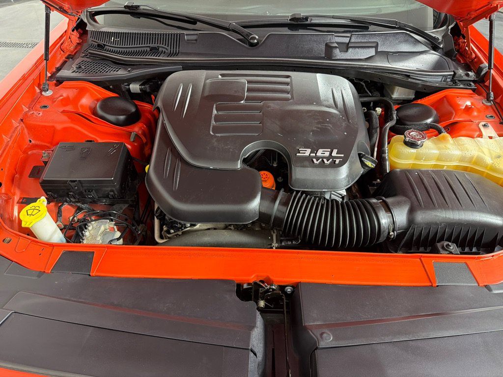 Used 2018 Dodge Challenger SXT w/ Blacktop Package RWD image 20