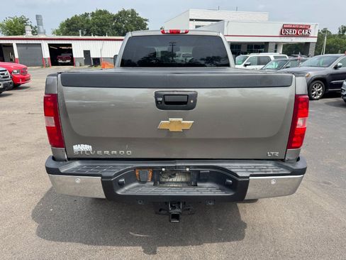 Used 2012 Chevrolet Silverado 2500 LTZ AWD/4WD image 4