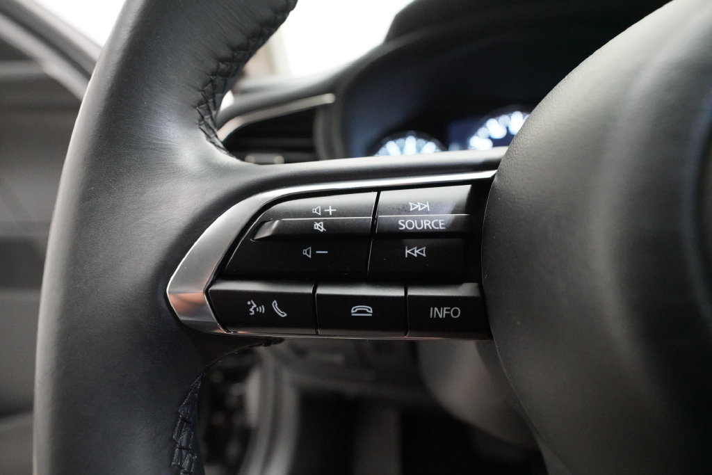 Certified 2024 MAZDA CX-30 AWD 2.5 S w/ Preferred Package image 18