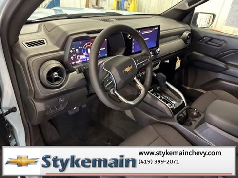 New 2026 Chevrolet Colorado W/T image 30