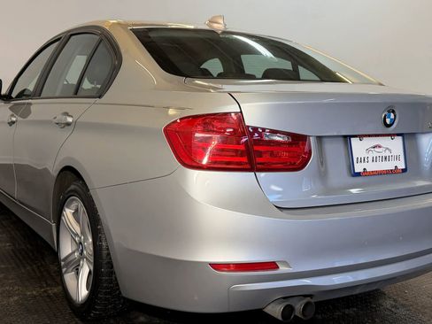 Used 2012 BMW 328i Sedan RWD image 5