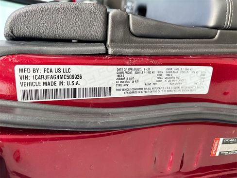 Used 2021 Jeep Grand Cherokee Laredo image 29