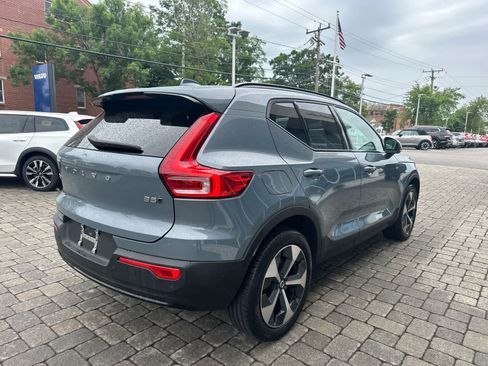 Used 2023 Volvo XC40 B5 Plus w/ Protection Package Premier AWD/4WD image 38