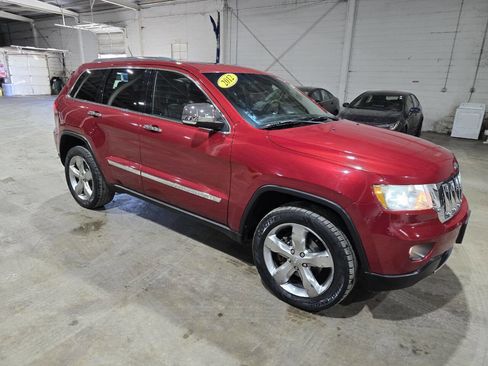 Used 2012 Jeep Grand Cherokee Overland image 18