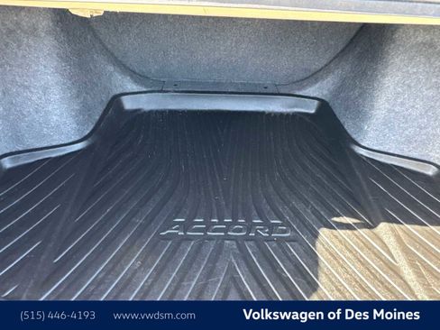 Used 2018 Honda Accord LX image 19