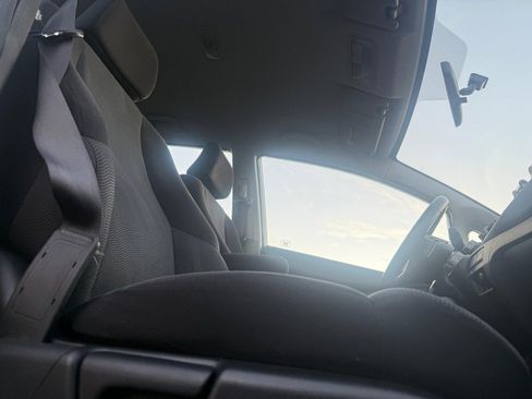 Used 2011 Honda Fit Sport image 13
