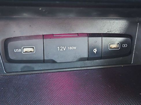 Used 2023 Hyundai Tucson Limited image 32