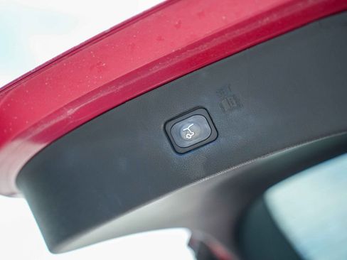 Used 2022 Ford Edge Titanium AWD/4WD image 14