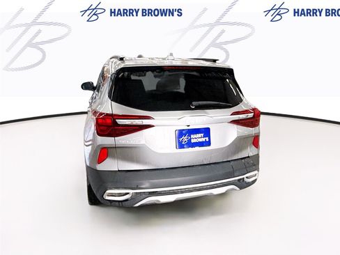 Used 2023 Kia Seltos S AWD/4WD image 9