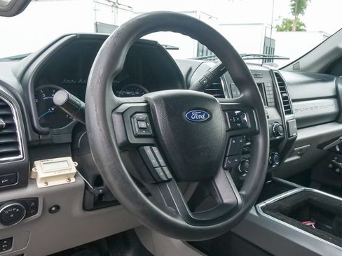 Used 2017 Ford F350 XLT w/ XLT Value Package RWD image 16