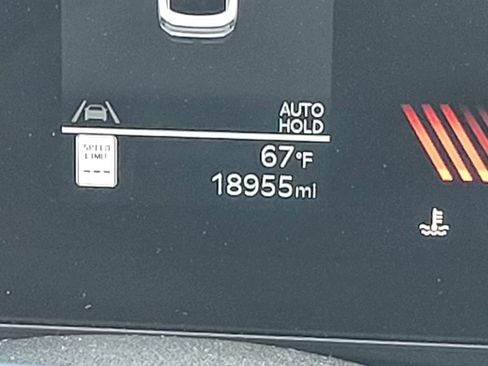 Used 2025 Kia K4 LXS image 22