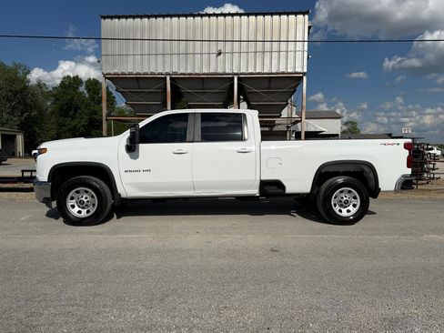 Used 2023 Chevrolet Silverado 2500 LT w/ Snow Plow Prep/Camper Package AWD/4WD image 2