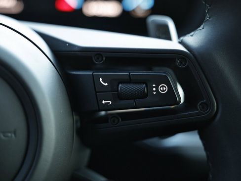 New 2026 Porsche Cayenne S image 38